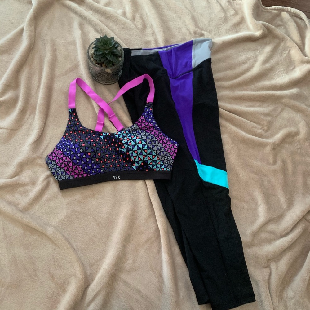 Victoria’s Secret sport bra/top size 34C